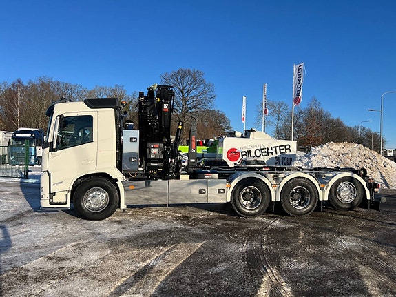 Volvo FM13 500 8x4*4 Tridem Kranväxlare Hiab 302 2 of 5