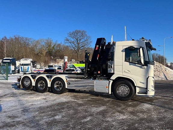 Volvo FM13 500 8x4*4 Tridem Kranväxlare Hiab 302 4 of 5