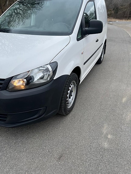 Volkswagen Caddy 2 of 5