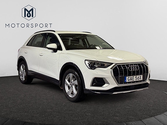 Audi Q3 10 of 24