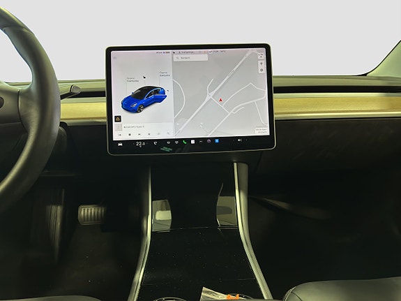 TESLA MODEL 3 - STANDARD RANGE PLUS - ATTELAGE - AUTOPILOT -  261 CV
