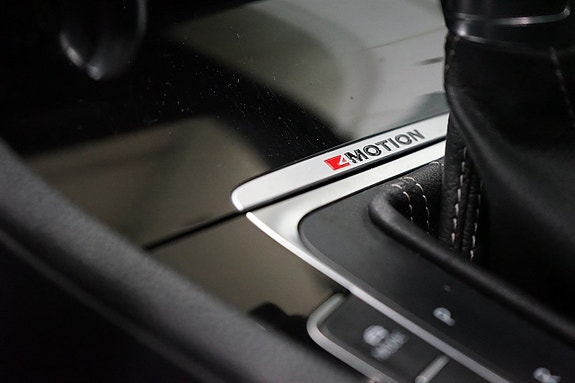 Volkswagen Golf VII 14 of 23