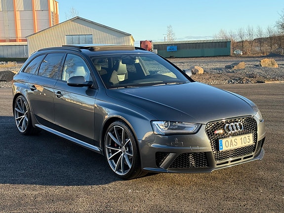 Audi RS4 11 of 27
