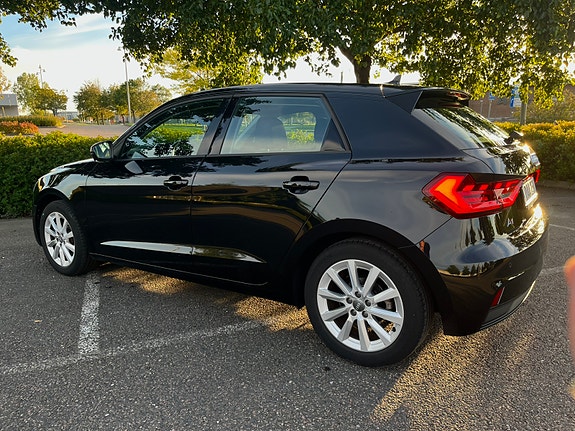 Audi A1 4 of 11