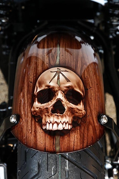Suzuki VL800 Bobber 4 of 5