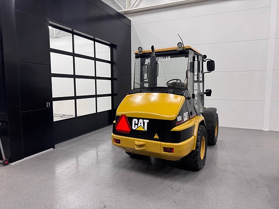 Cat 906