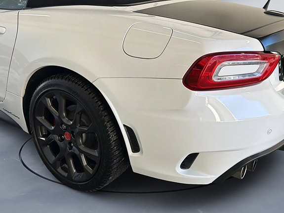 Abarth 124 Spider 26 of 30