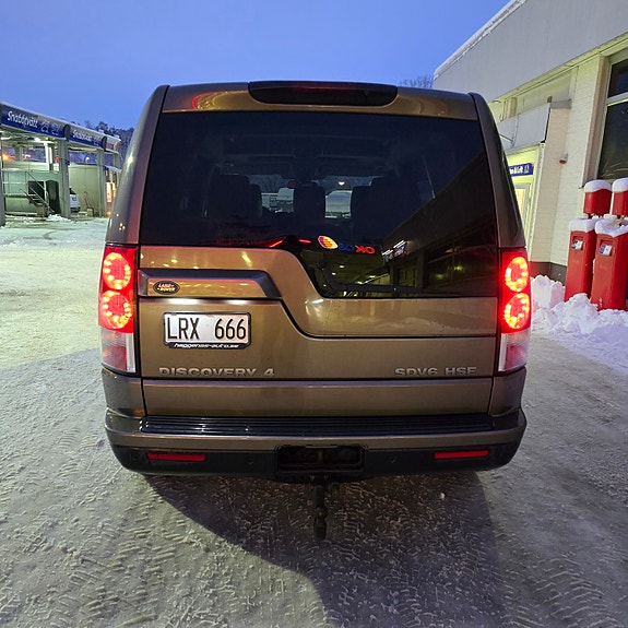 Land Rover Discovery 4 6 of 10