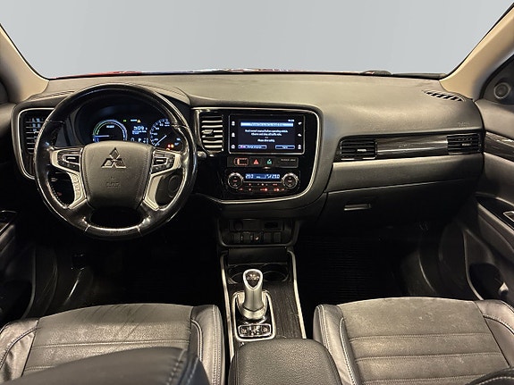 Mitsubishi Outlander 8 of 21