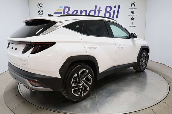 Hyundai Tucson 12 of 27