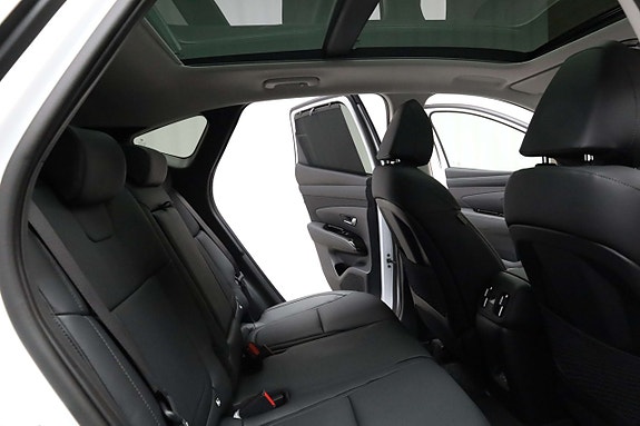 Hyundai Tucson 19 of 27