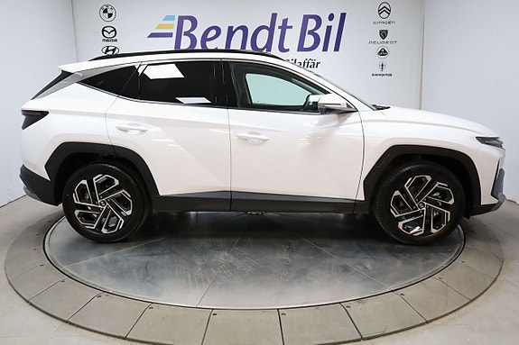 Hyundai Tucson 13 of 27