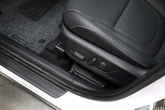 Hyundai Tucson 11 of 27