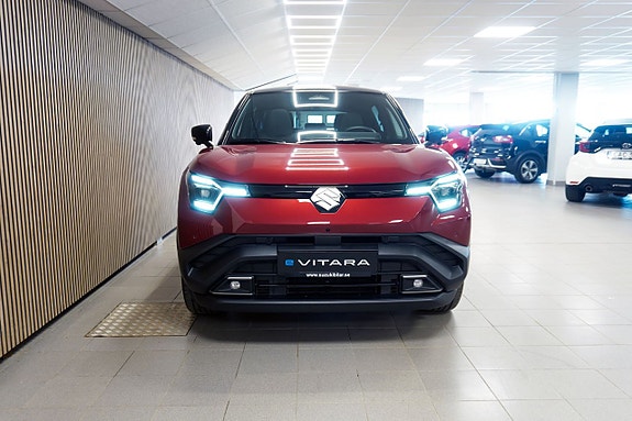 Suzuki eVitara 3 of 5