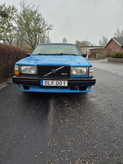 Volvo 740 5 of 7