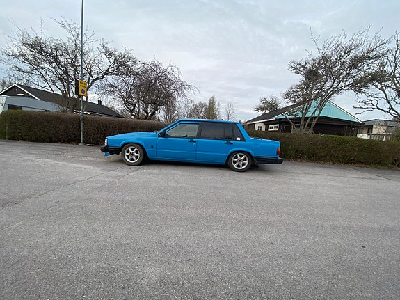 Volvo 740 4 of 7