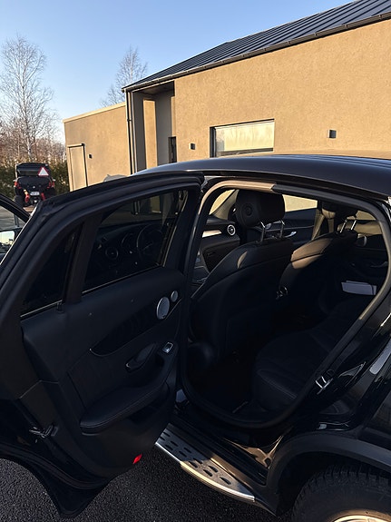 Mercedes-Benz GLC220 d 9 of 15