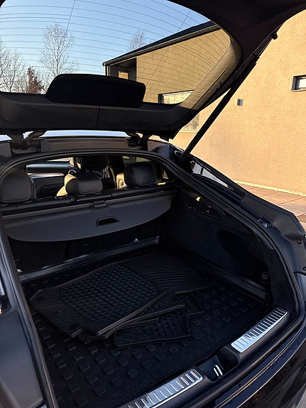 Mercedes-Benz GLC220 d 12 of 15