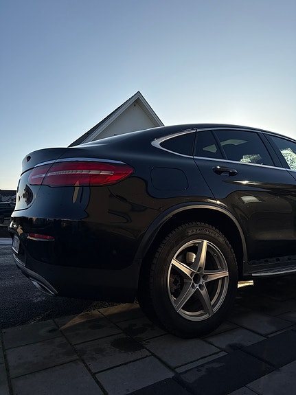 Mercedes-Benz GLC220 d 13 of 15