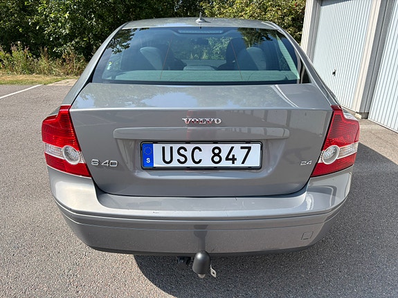 Volvo S40 5 of 17