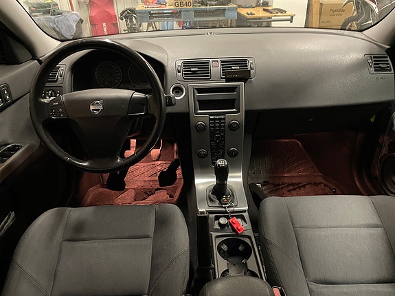 Volvo S40 14 of 17
