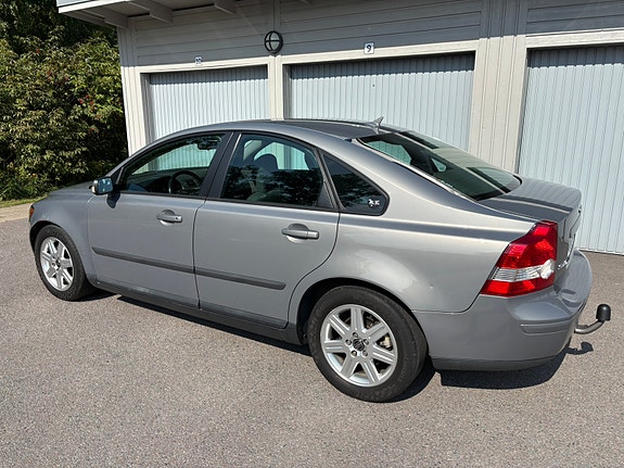 Volvo S40 7 of 17