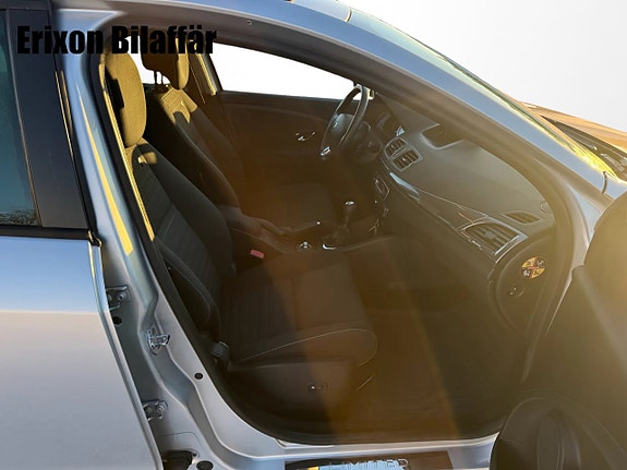 Renault Megane 16 of 27