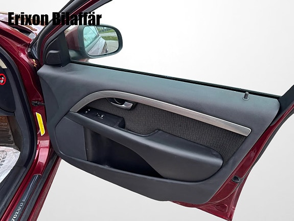 Volvo V70 17 of 22