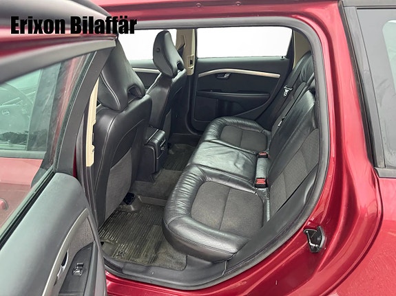 Volvo V70 13 of 22