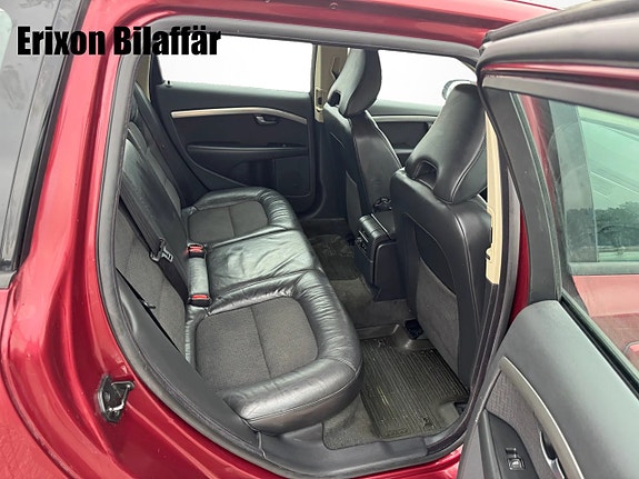Volvo V70 18 of 22