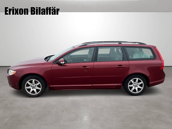 Volvo V70 2 of 22