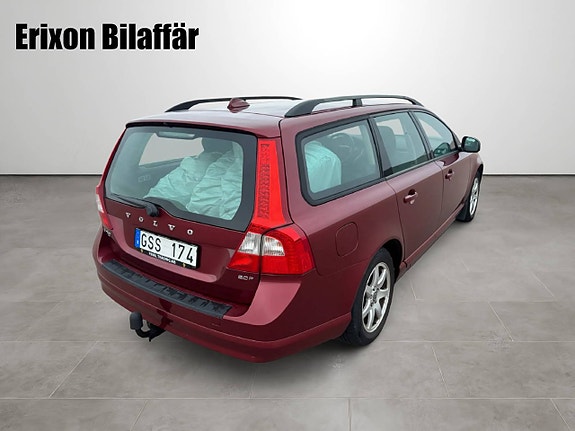 Volvo V70 7 of 22