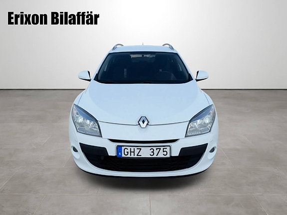 Renault Megane III 4 of 24