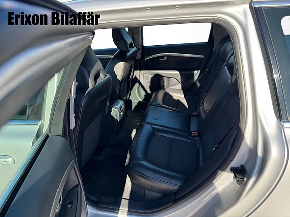 Volvo V70 14 of 26