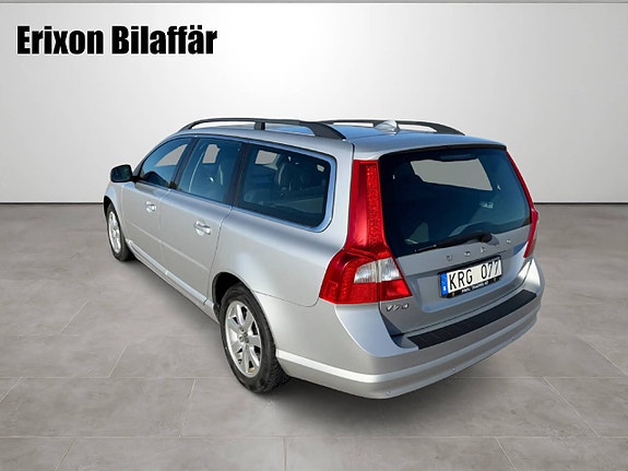 Volvo V70 3 of 26