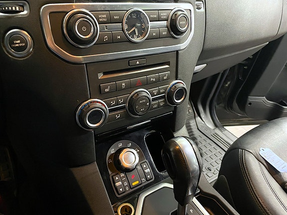 Land Rover Discovery 4 15 of 22