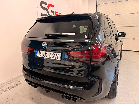 BMW X5 M 10 of 30