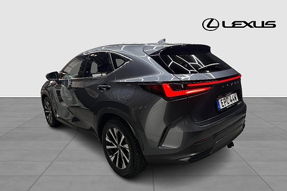 Lexus NX450h+ 2 of 13