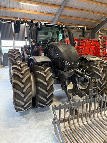 Valtra N174 Versu