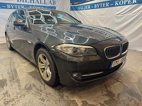 BMW 523i 2 of 5