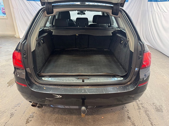BMW 523i 18 of 19