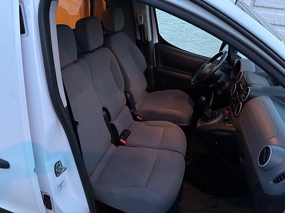 Peugeot Partner 18 of 24