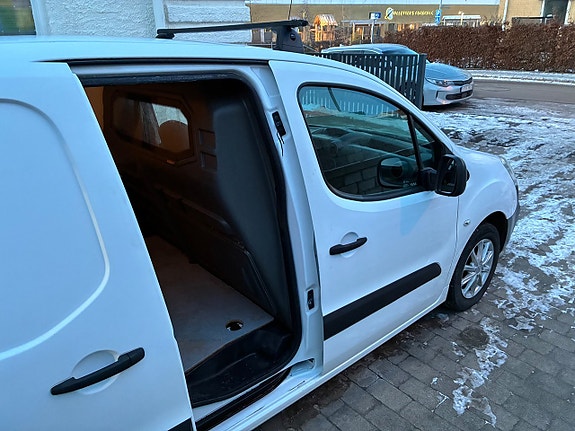 Peugeot Partner 12 of 24
