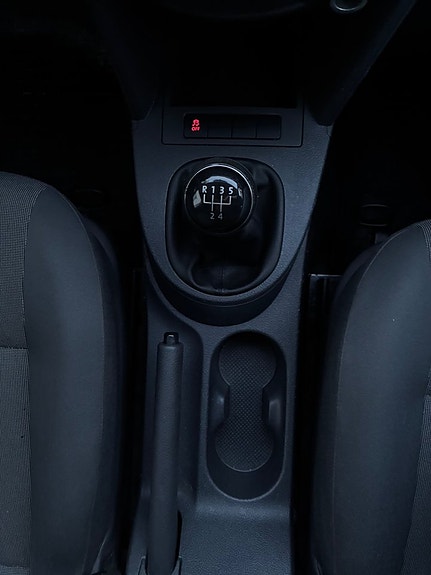 Volkswagen Caddy 21 of 24
