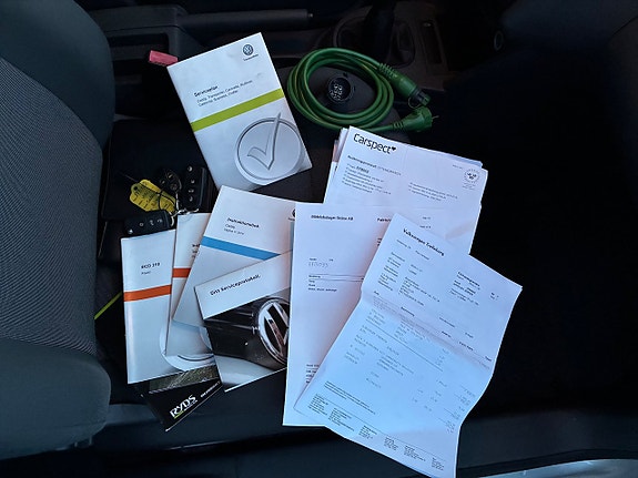 Volkswagen Caddy 24 of 24