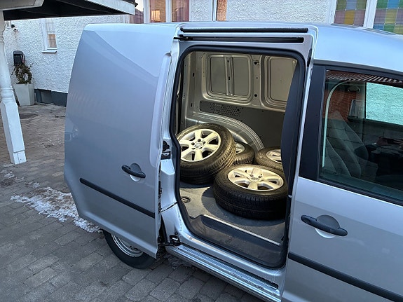 Volkswagen Caddy 14 of 24