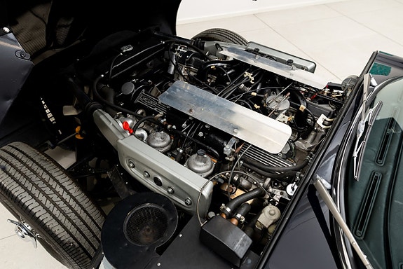 Jaguar E-TYPE 17 of 20
