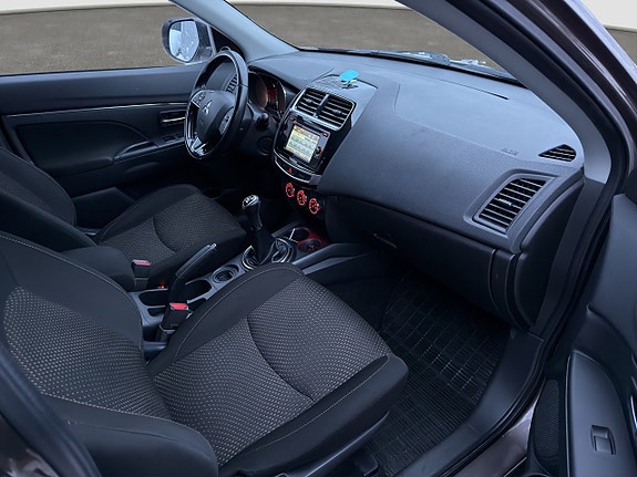 Mitsubishi ASX 11 of 15