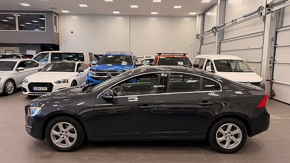 Volvo S60 7 of 13