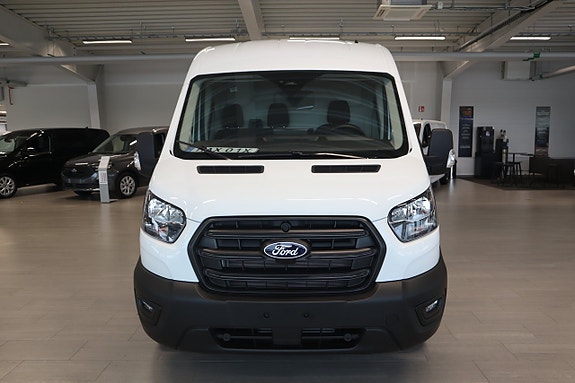 Ford Transit 3 of 5